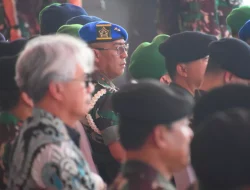 Ws. Danpuspomad Hadiri Penyerahan Alpalhankam TNI dan Peresmian Batalyon Infantri PDR