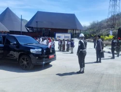 Personel Denpom IX/1 Kupang Laksanakan Wallakir Dalam Rangka Kunjungan kerja Presiden RI 1