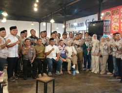 Ketua Elang 3 Hambalang Febriyan Winaldi Gelar Buka Bersama Kapolres Kampar, Undangan Tumpah Ruah di Cafe Tomyam